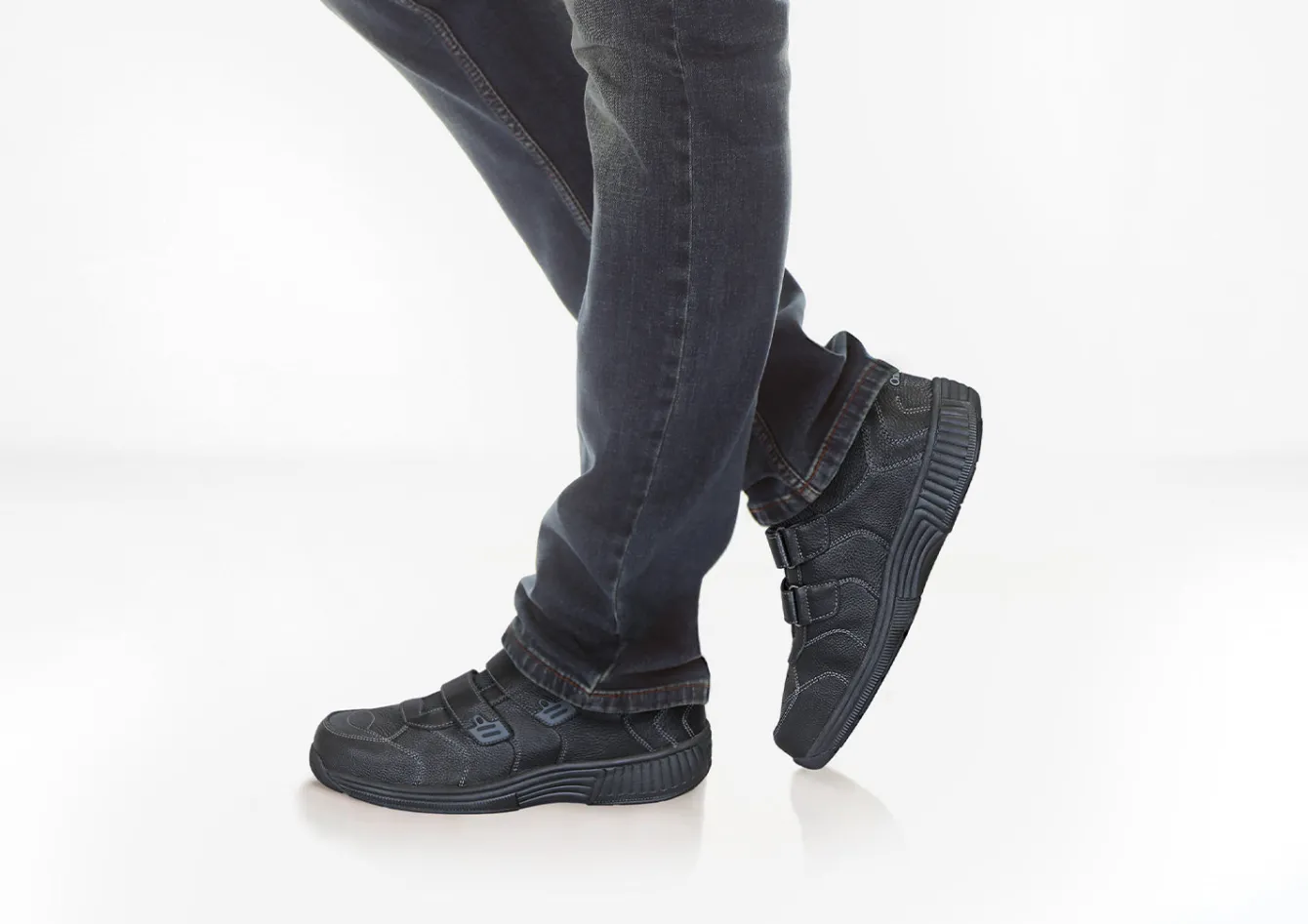OrthoFeet Sneakers<Alamo - Black