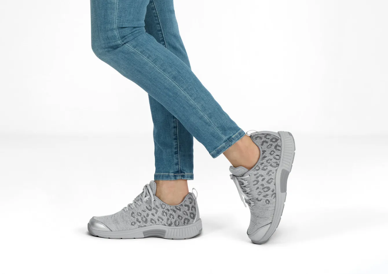OrthoFeet Sneakers<Coral - Gray Leopard