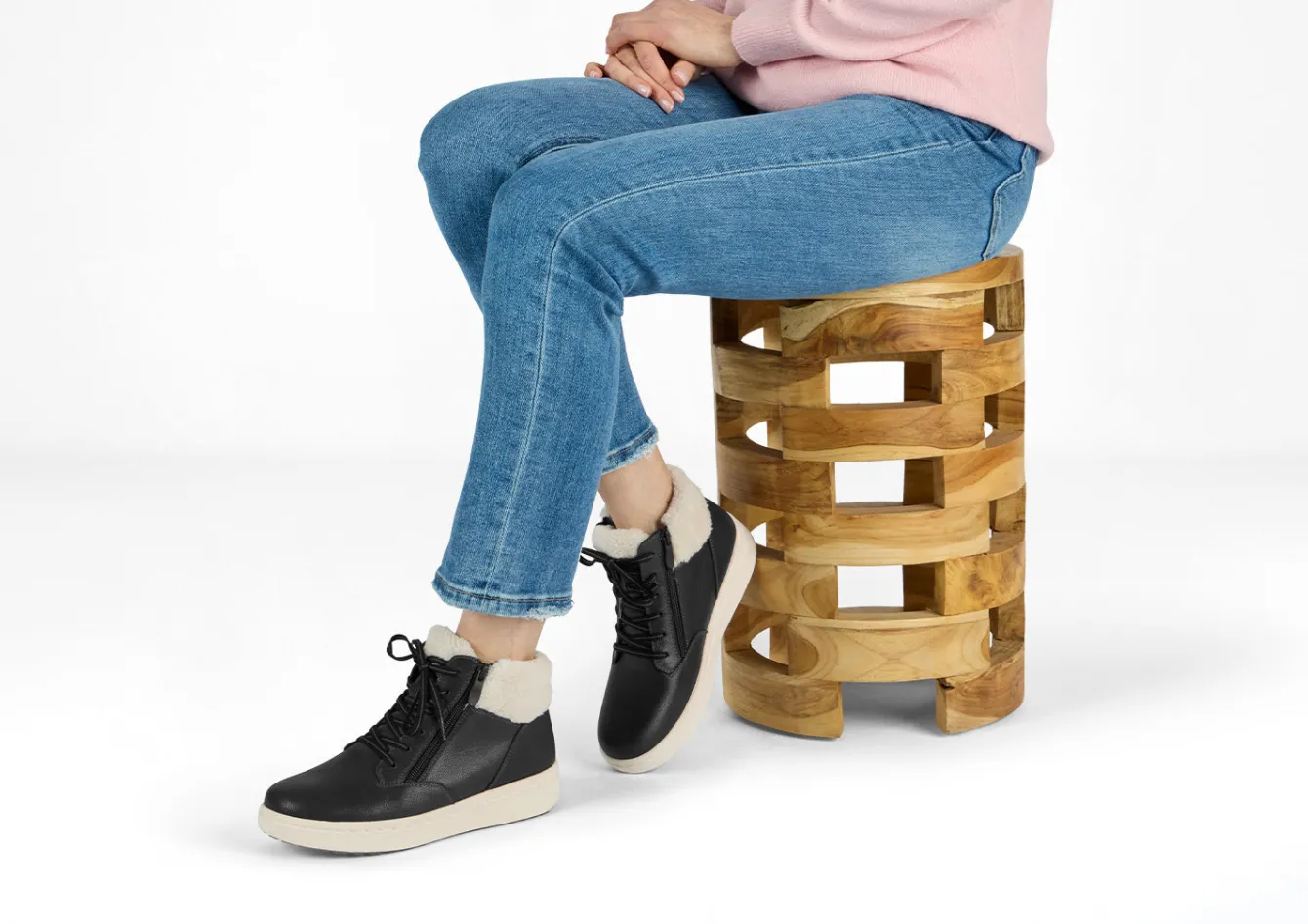 OrthoFeet Boots|Casual Shoes<Elin - Black