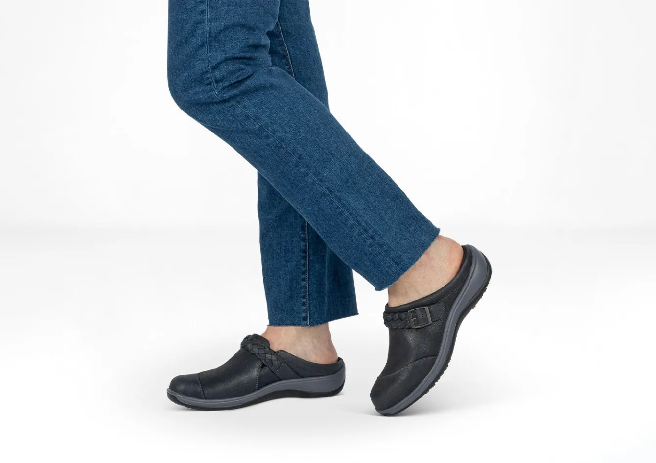 OrthoFeet Casual Shoes|Clogs & Mules<Irma - Charcoal