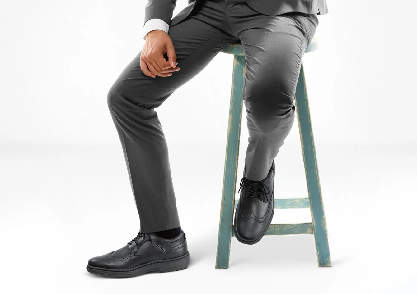 OrthoFeet Casual Shoes|Dress Shoes<Moreno - Black