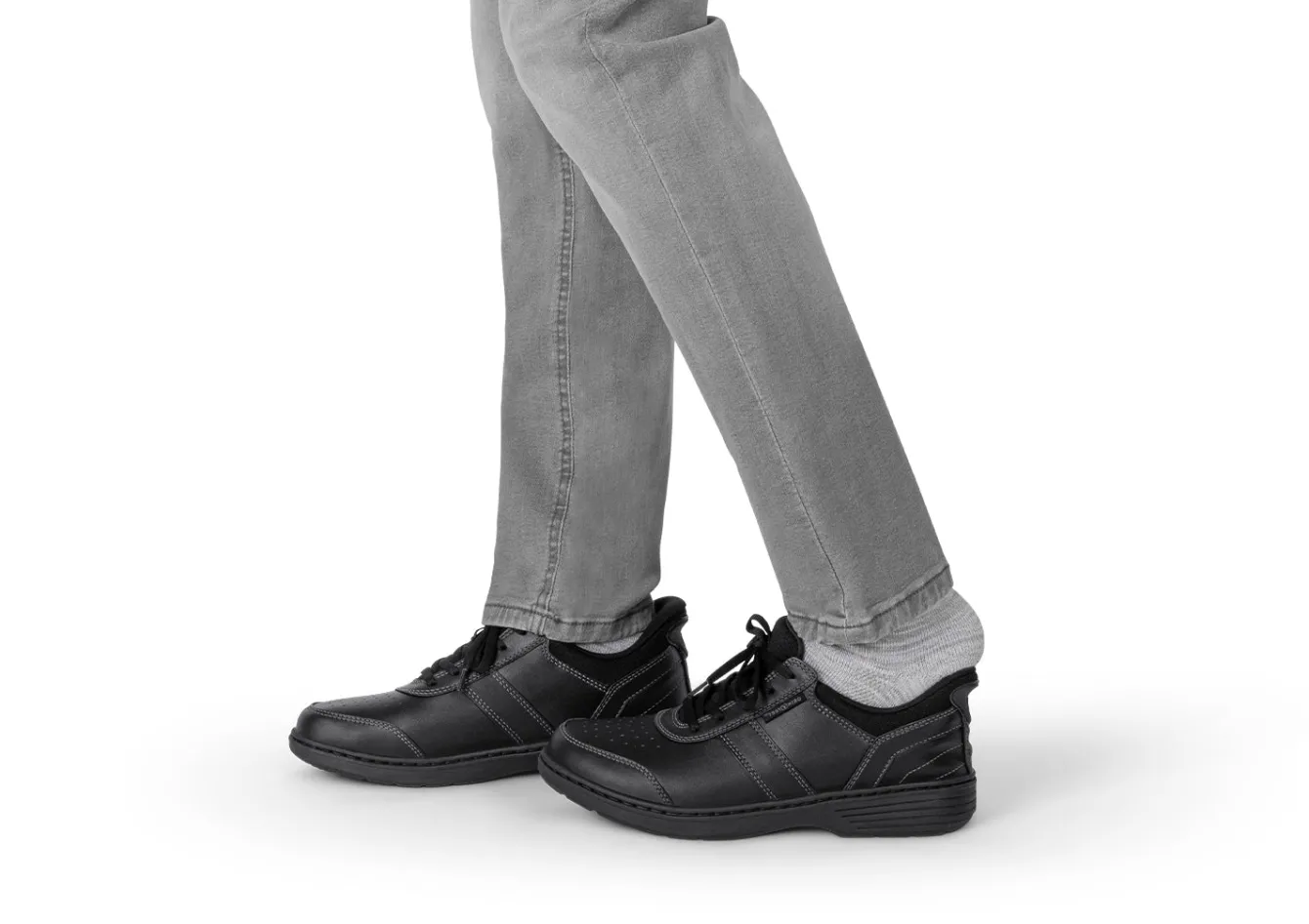OrthoFeet Sneakers|Casual Shoes<Pierre Hands-Free - Black
